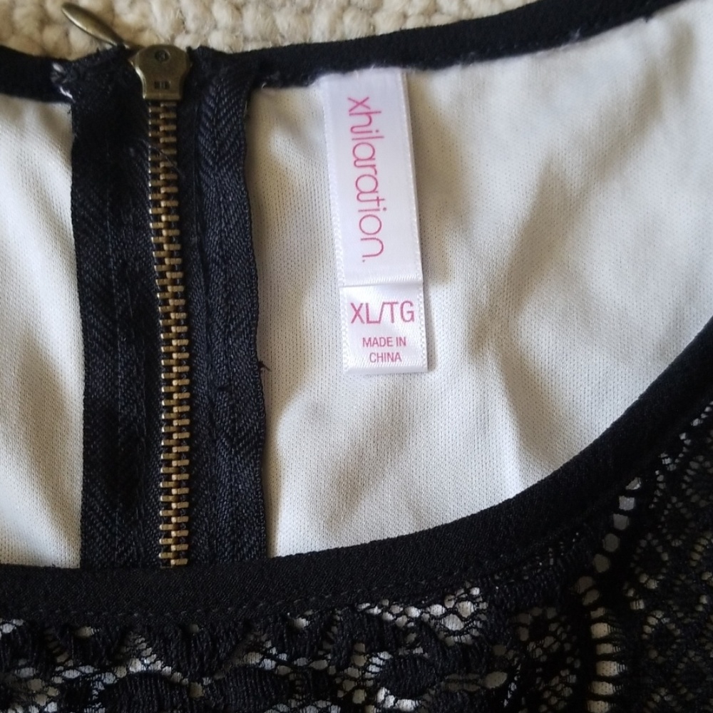 Dress - Picture 2 of 4